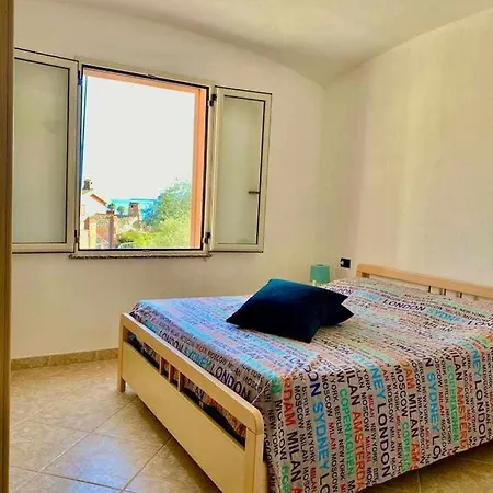 Portu Hill Apartment *