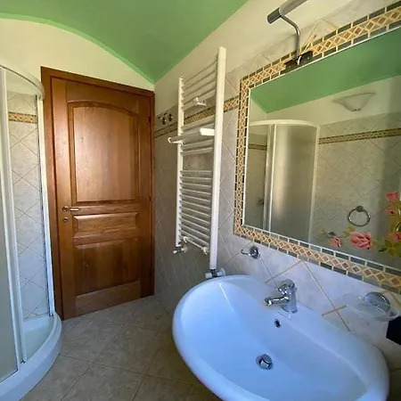 Portu Hill Apartman Àrbatax