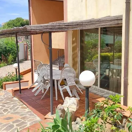 Portu Hill Apartment
