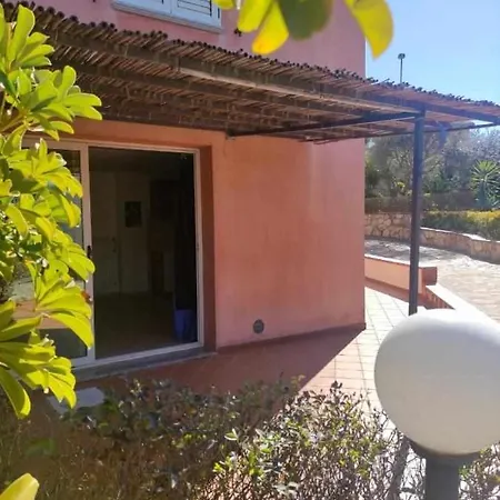 Portu Hill Apartment *